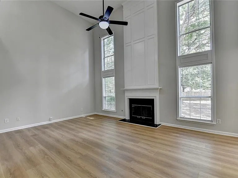 340 Waddington Trl — Photo 17