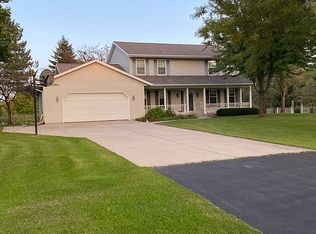 N5521 Rademann Dr, Fond Du Lac, WI 54937