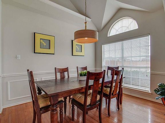 5th image of 1416 Grapevine Creek Dr