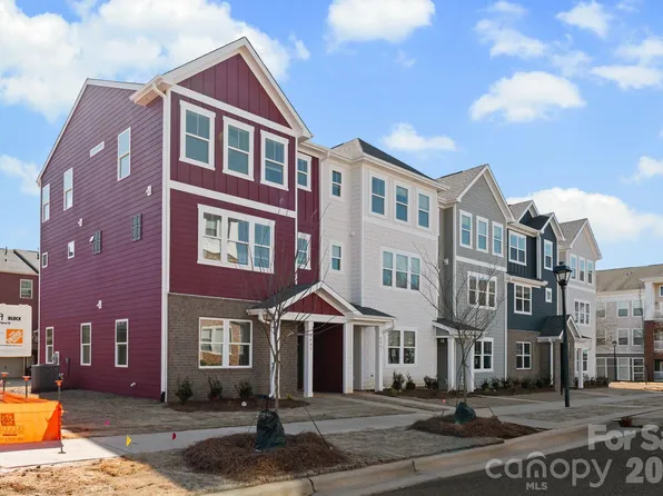 4047 Bass River Pkwy, Charlotte, NC 28217