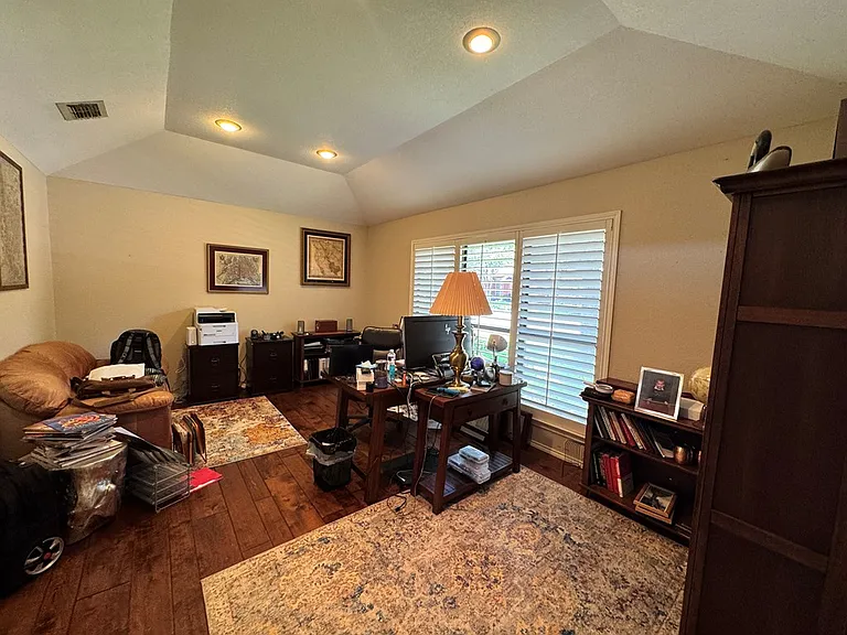 4117 Springfield Ct — Photo 3
