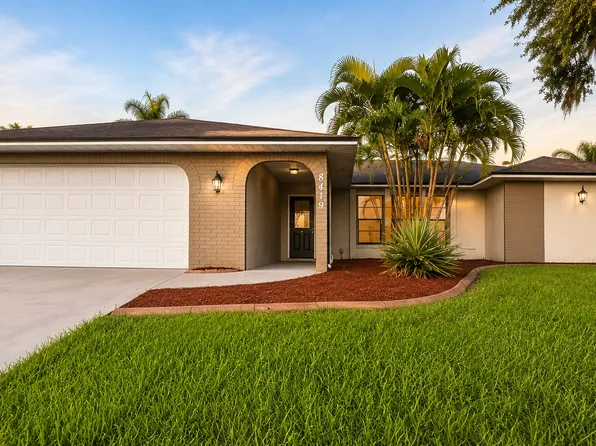 8419 Brandeis Cir E, Sarasota, FL 34243