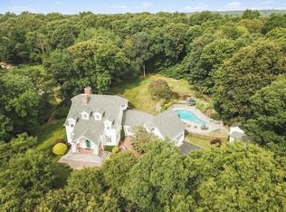 3 Applewood Cmn, East Lyme, CT 06333