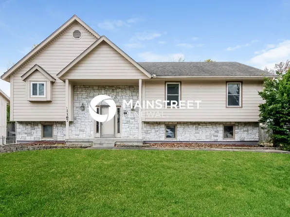 1167 NE Mulberry St, Lees Summit, MO 64086