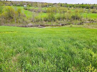 1 Paradis Ln, Bakersfield, VT 05441