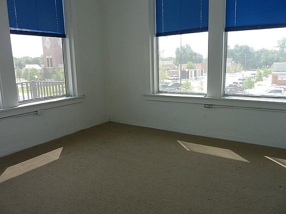 3rd image of 116 Farquhar St