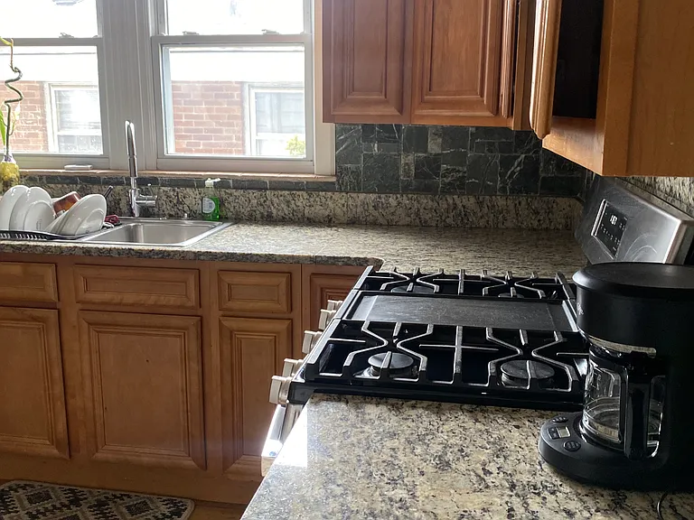 3020 Gustav St #1 — Photo 10