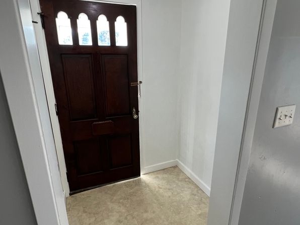 328 S Main St #1