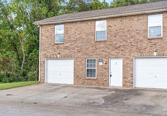 2nd image of 535 Lafayette Rd #8