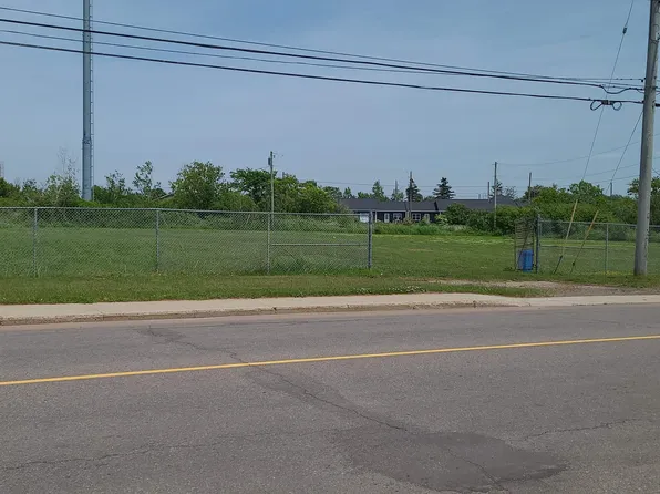 67 Harvard St, Summerside, PE C1N 1P5