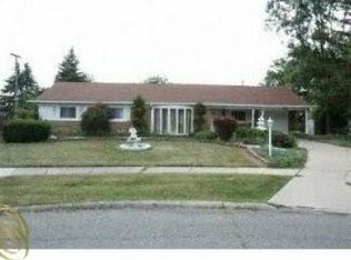 25575 Elon Ct, Dearborn Heights, MI 48127
