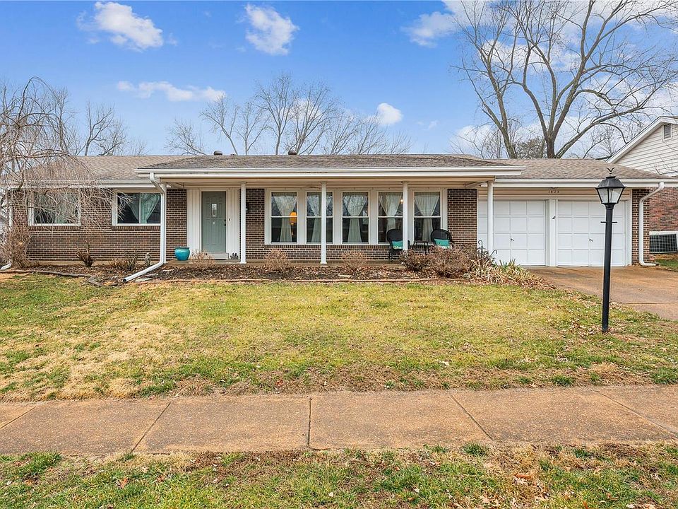 1st image of 1825 Pickfair Dr