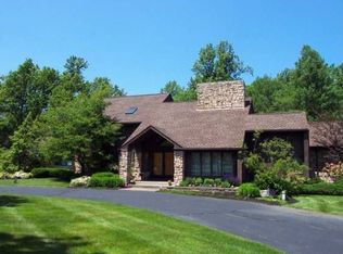 5030 Tramalac Ln, Erie, PA 16505