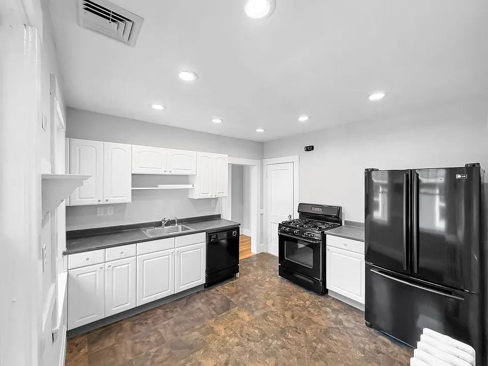 11 Colby Rd #2