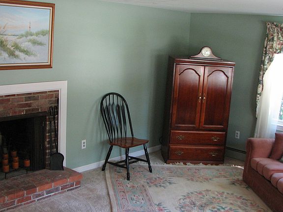 Living Room(Add'l View)