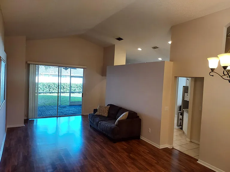 247 Wescliff Dr — Photo 11