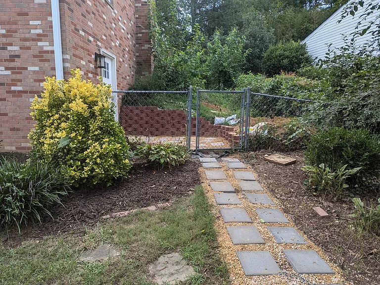 Ashbury Dr — Photo 7