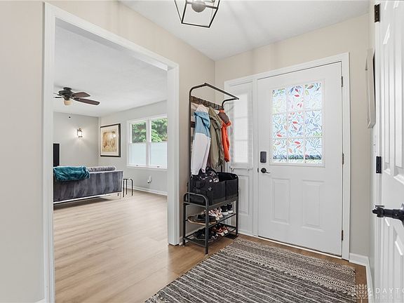 4th image of 5956 Valleybrook Dr