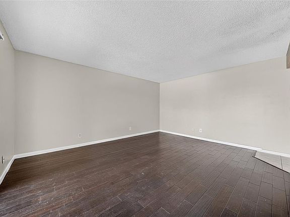 5th image of 200 SAINT ANDREWS BOULEVARD #704