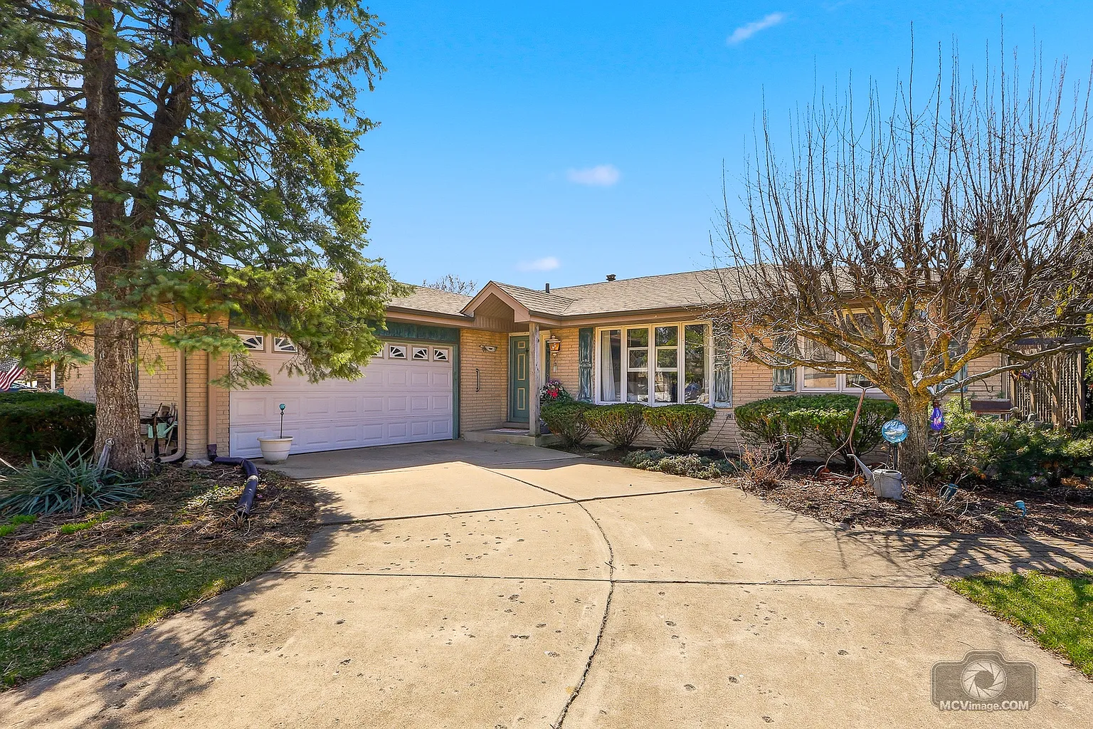 15150 Teebrook Dr photo 1