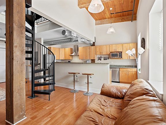 2nd image of 4 Powder Mill Sq #107