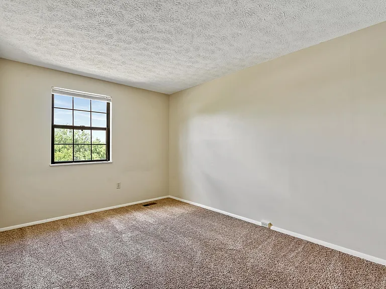 2851 Dolores Dr — Photo 16