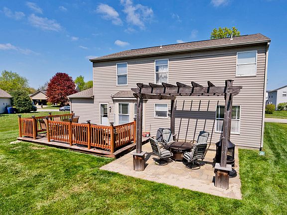 5th image of 10035 Twyckenham Ct