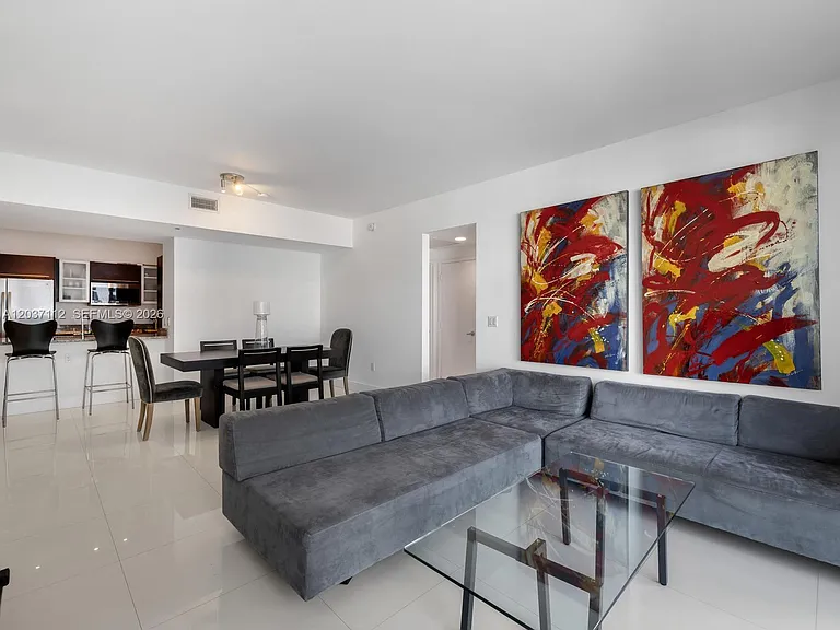 950 Brickell Bay Dr #1404 — Photo 3