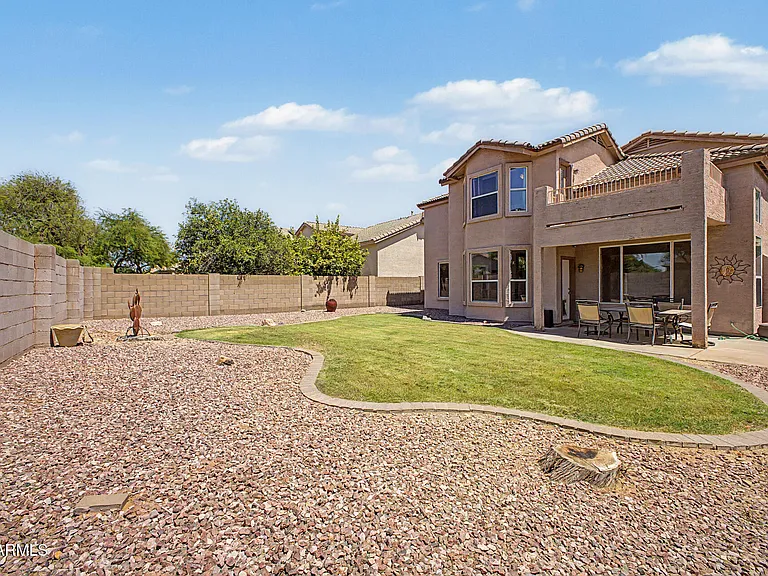 4518 E Rowel Rd — Photo 34
