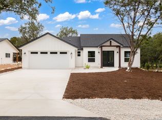 687 Mockingbird Cv, Canyon Lake, TX 78070