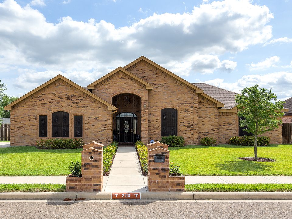 1st image of 712 Sinatra Dr