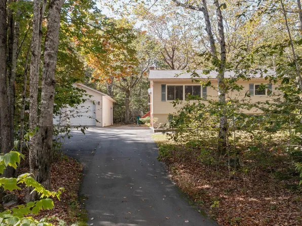 81 Highland Road, Standish, ME 04084