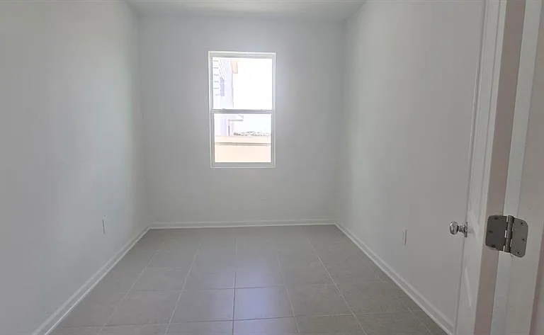 3024 W Chicago Ave — Photo 6