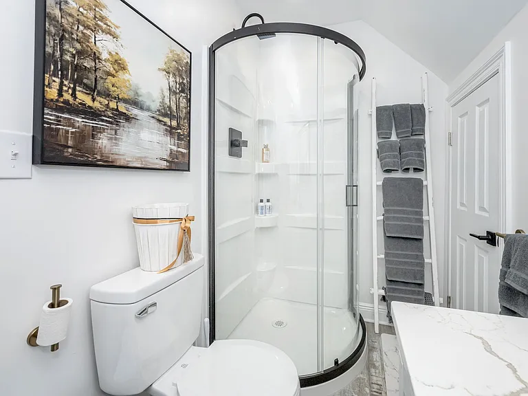 1102 Stanfield Point Rd — Photo 22