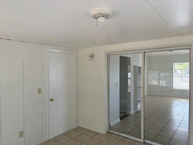 6441 Holiday Dr — Photo 14