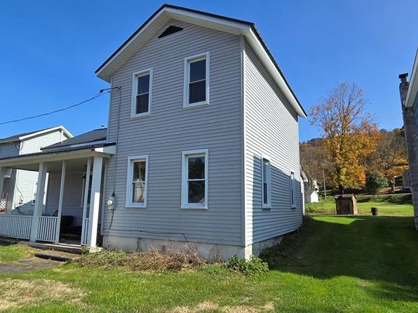 120 Morris St, Blossburg, PA 16912