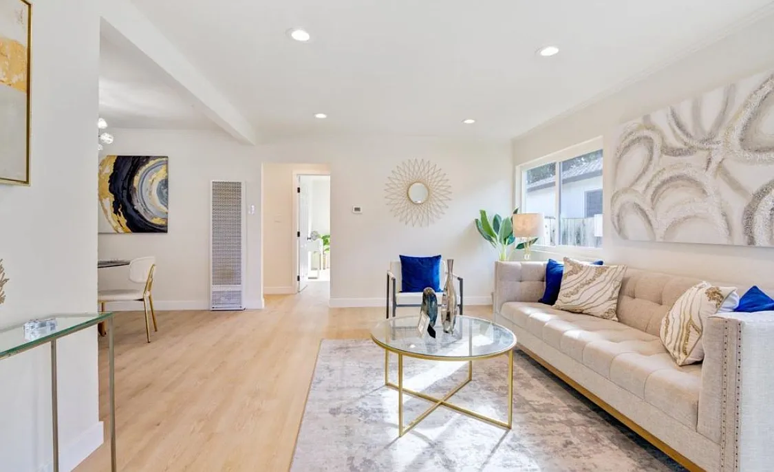 3 bed, 1110 sqft, $4,700 — Photo 3
