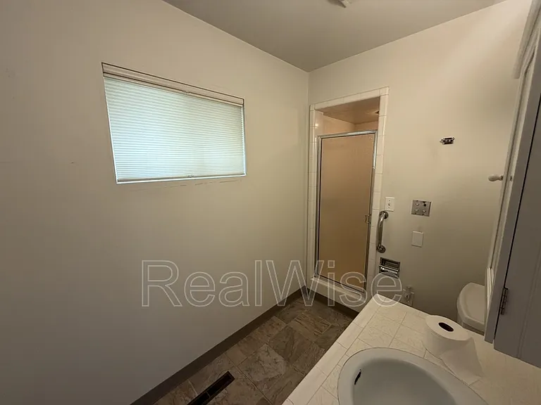7730 SW Eaker Pl — Photo 41