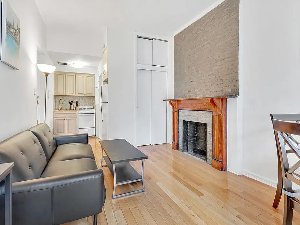 1st image of 208 E 60th St APT 1