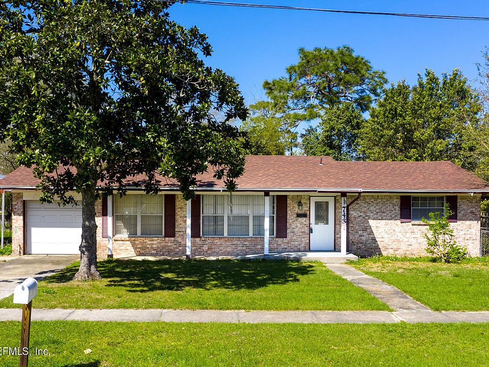 1st image of 7437 Deepwood Dr N