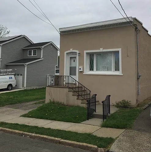 317 Summit Ave Photo 1