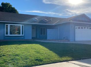 1210 E Park Ln, Santa Ana, CA 92705