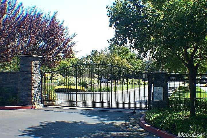 1st image of 10225 Blankenship Dr