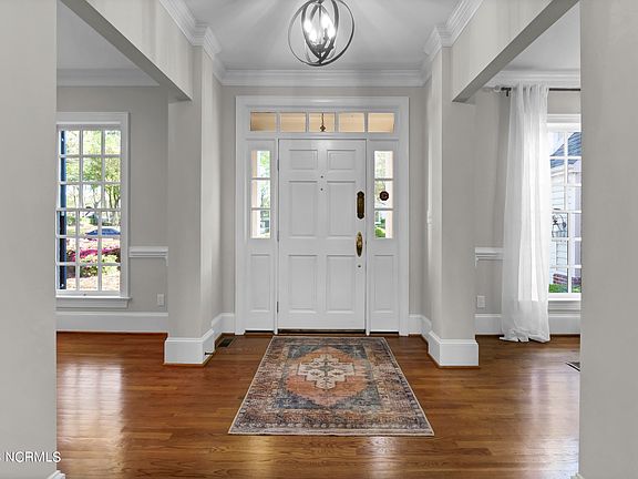 2nd image of 1431 Quadrant Cir