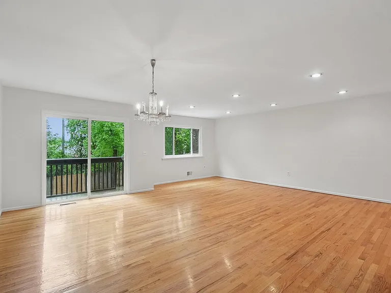 38 Park St #25H — Photo 3