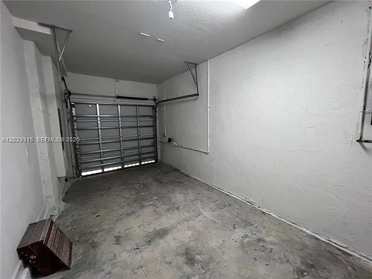 24600 SW 119th Ave — Photo 14