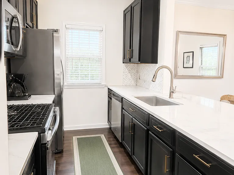 1101 Fortress Ave SW — Photo 13