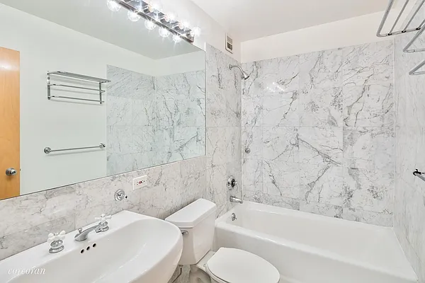 Rented by Corcoran | media 26