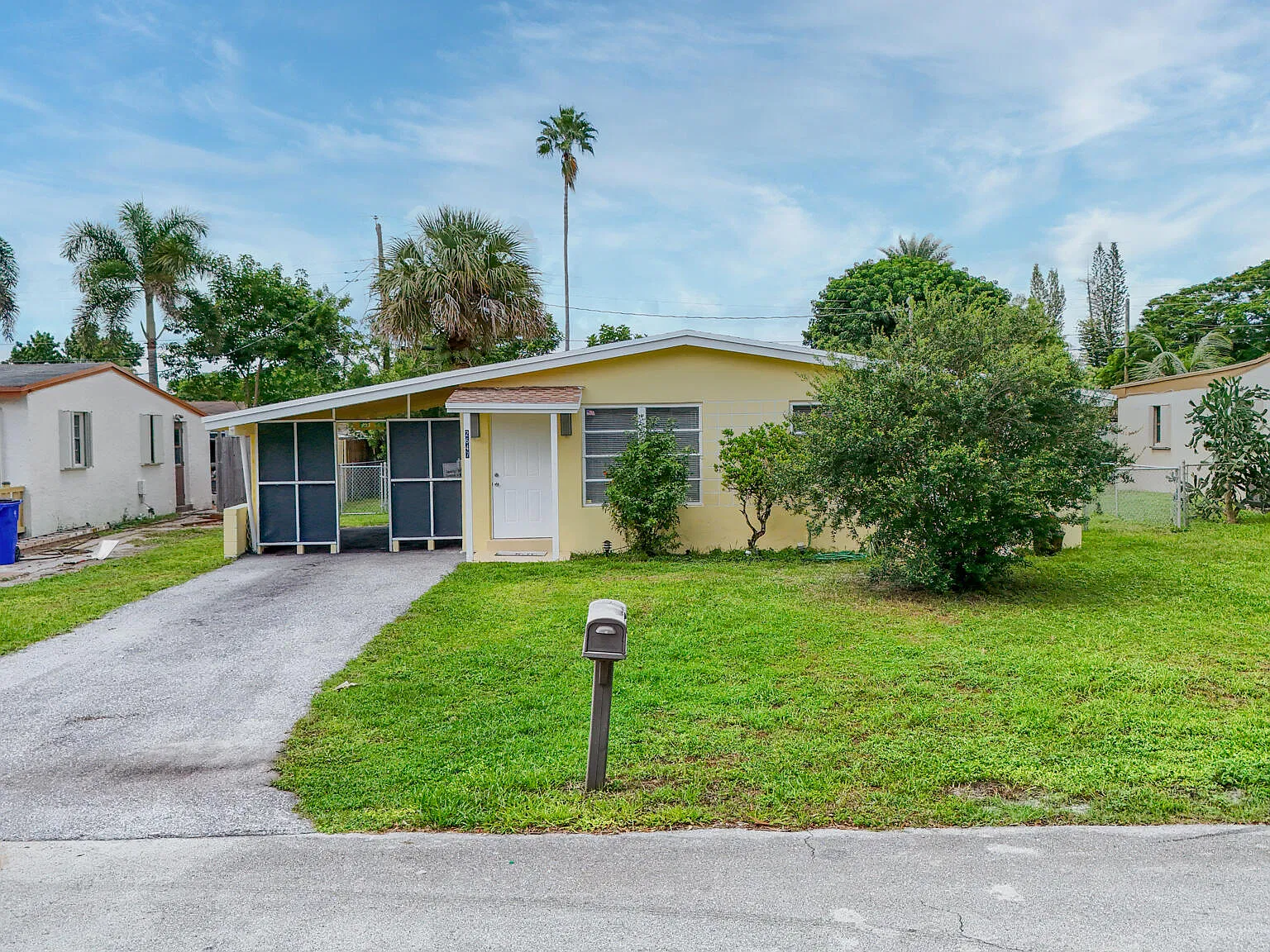 3 bed, 2.0 bath, 1503 sqft, $3,599 — Photo 1