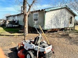 352 Jennifer Loop #12, Orange Grove, TX 78372